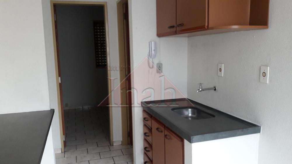 Alugar Apartamentos / Apartamento em Ribeirão Preto R$ 500,00 - Foto 9