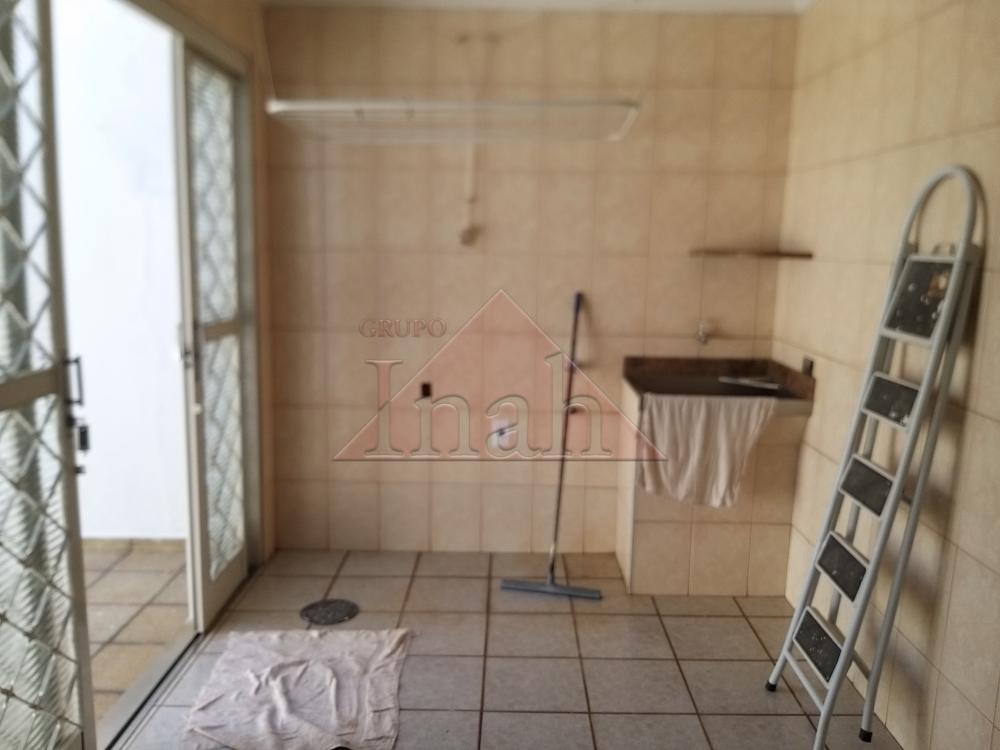 Alugar Casas / Casa em Ribeirão Preto R$ 1.800,00 - Foto 14