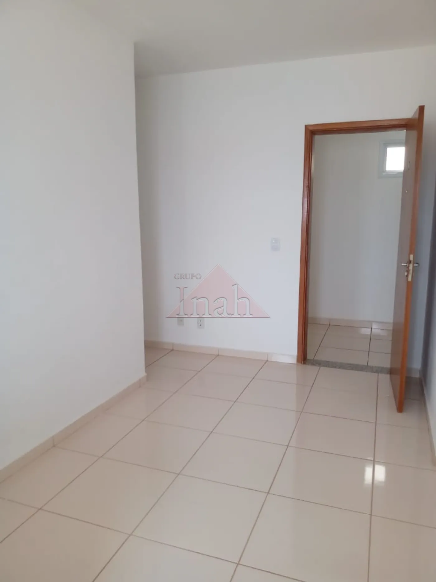 Alugar Apartamentos / Apartamento em Ribeirão Preto R$ 1.200,00 - Foto 3