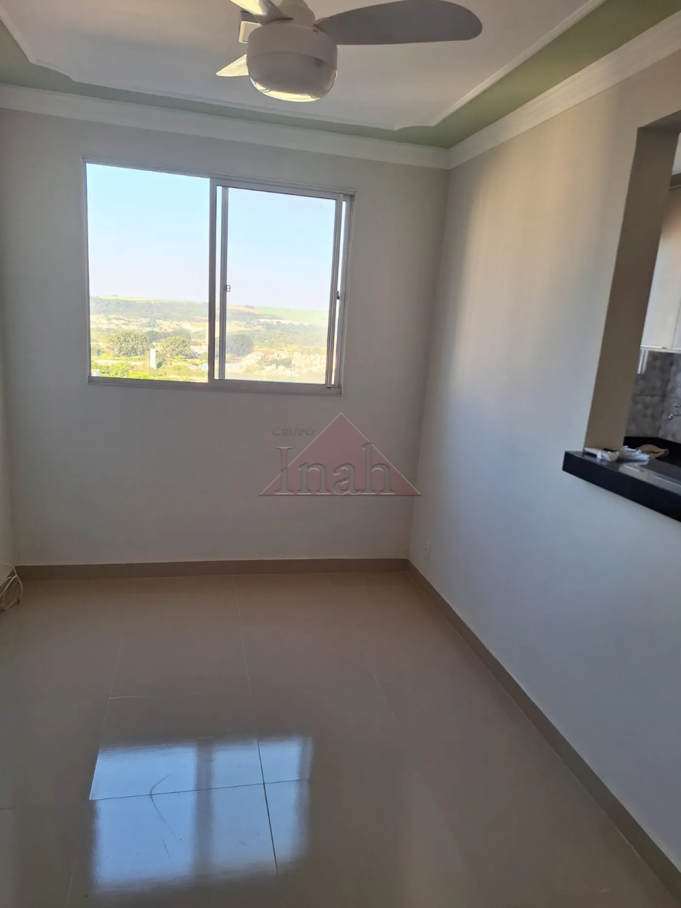 Alugar Apartamentos / Apartamento em Ribeirão Preto R$ 1.800,00 - Foto 2
