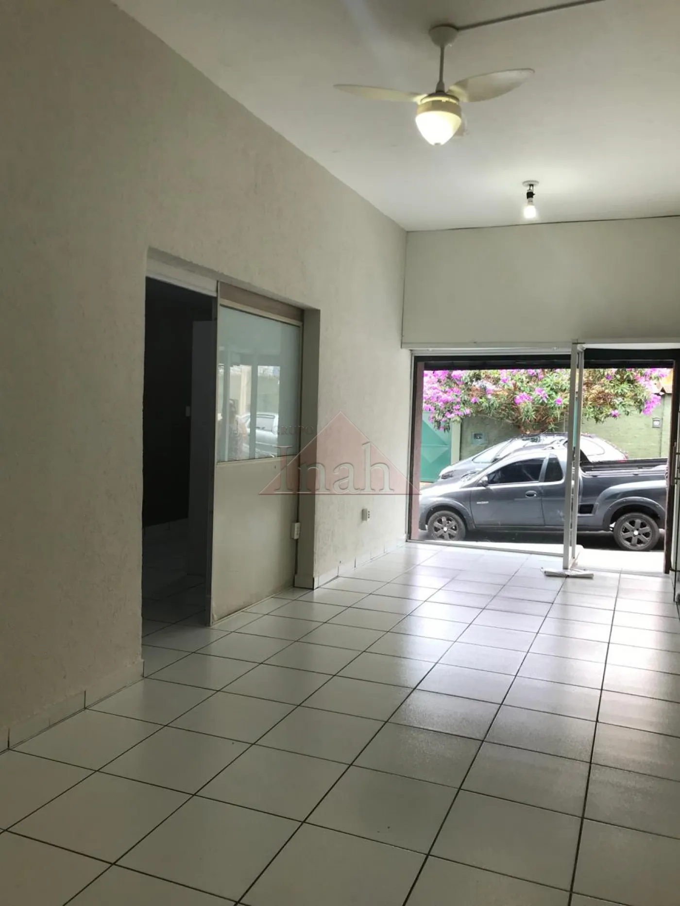 Alugar Comerciais / Salão em Ribeirão Preto R$ 1.300,00 - Foto 3