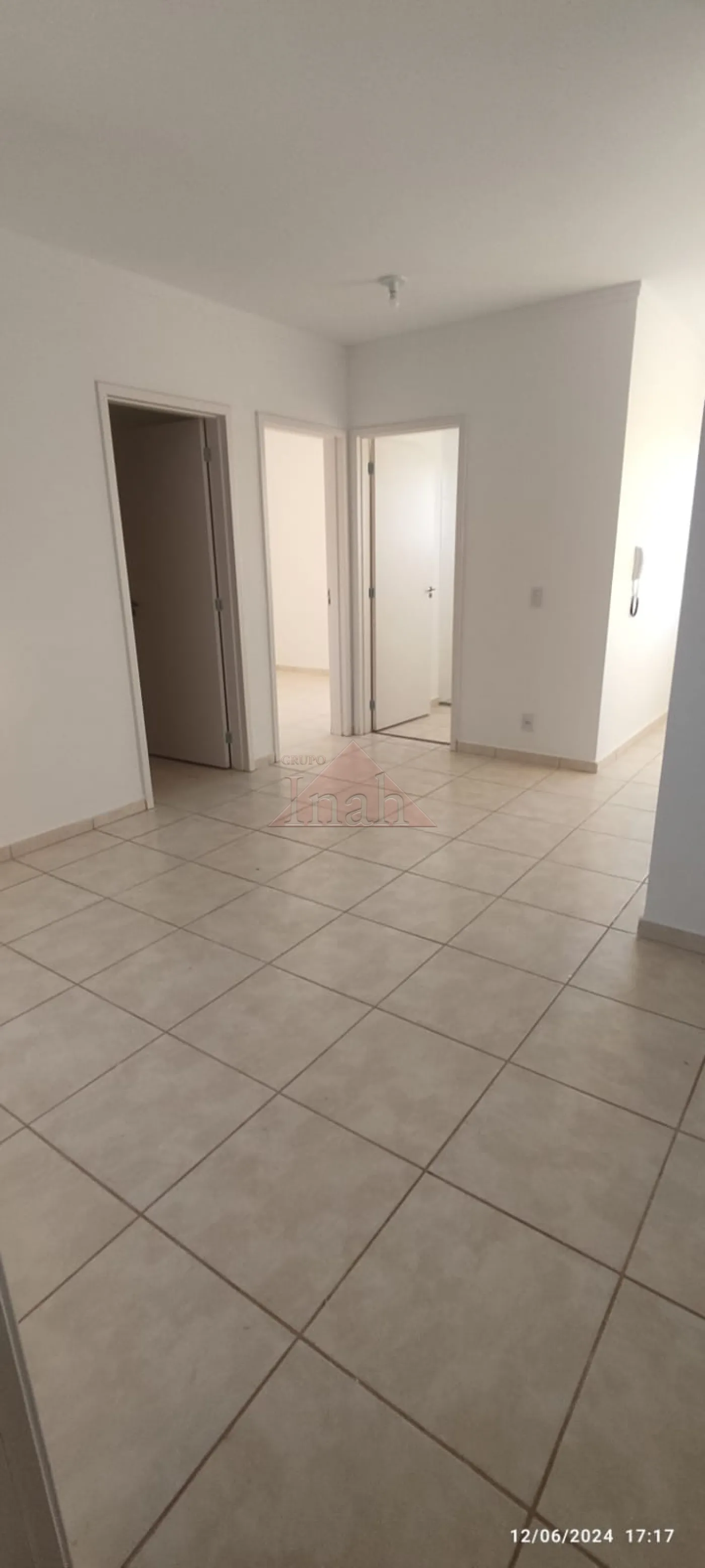 Alugar Apartamentos / Apartamento em Ribeirão Preto R$ 700,00 - Foto 1