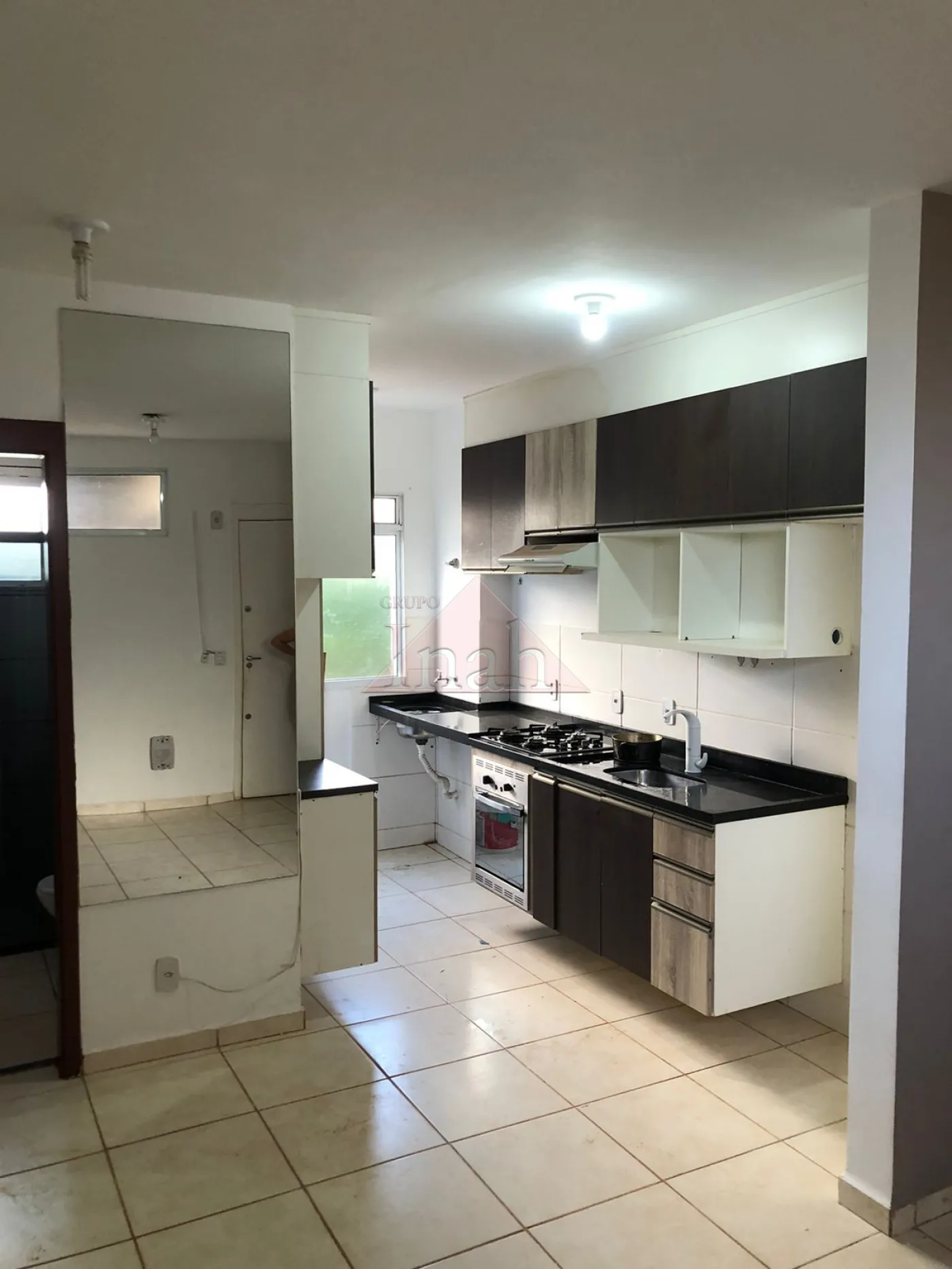 Alugar Apartamentos / Apartamento em Ribeirão Preto R$ 1.100,00 - Foto 1