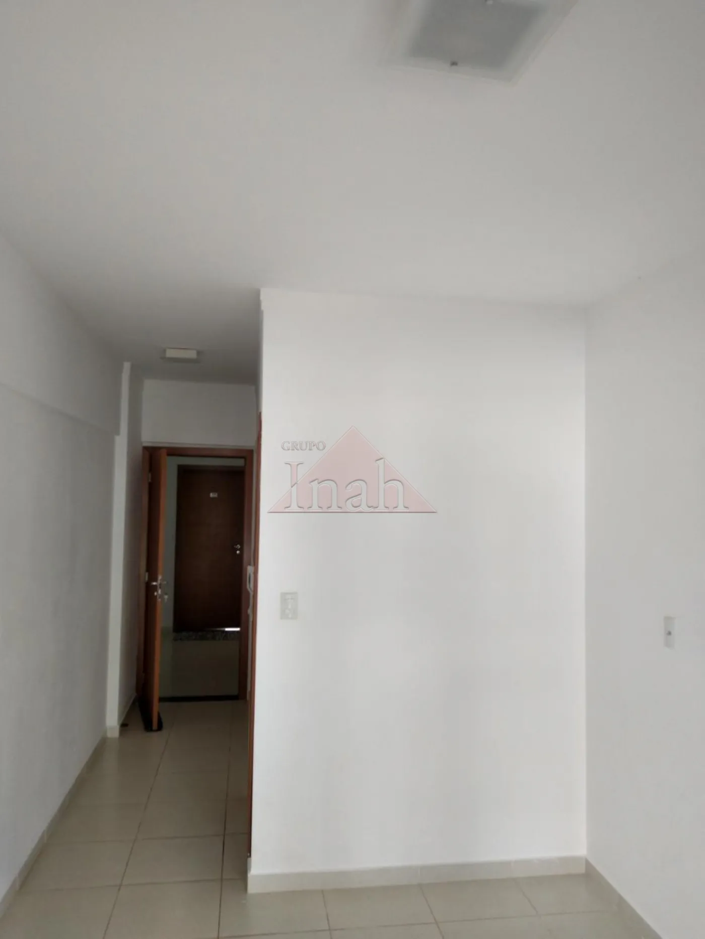 Alugar Apartamentos / Apartamento em Ribeirão Preto R$ 1.600,00 - Foto 2