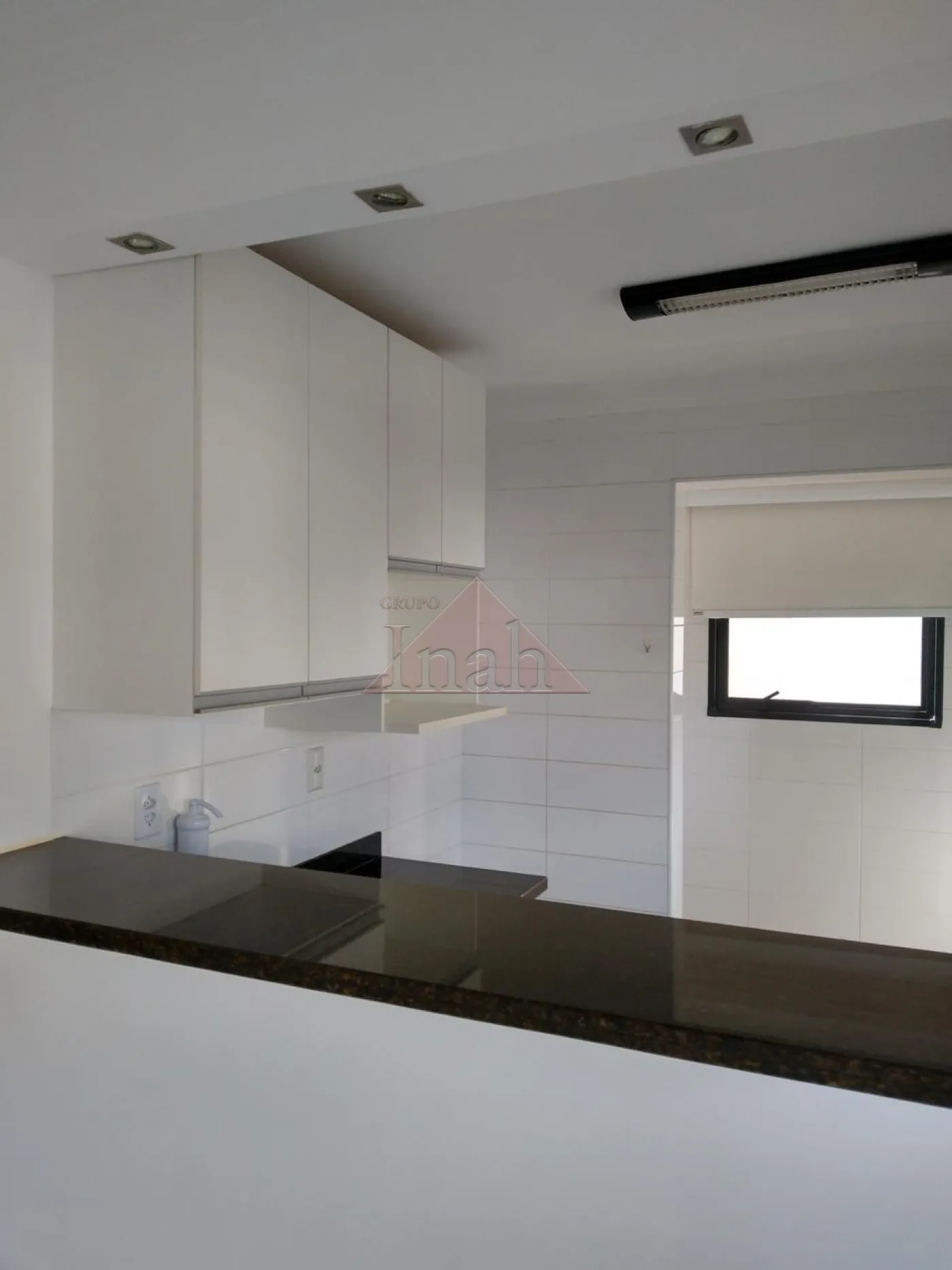 Alugar Apartamentos / Apartamento em Ribeirão Preto R$ 1.600,00 - Foto 3