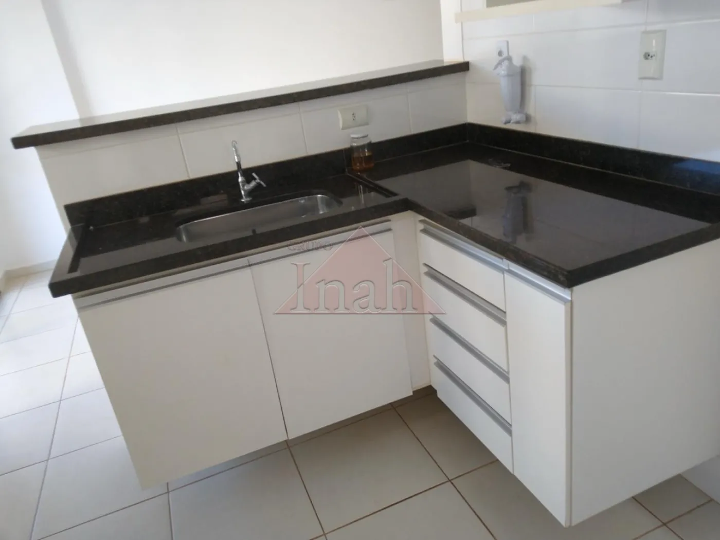 Alugar Apartamentos / Apartamento em Ribeirão Preto R$ 1.600,00 - Foto 4