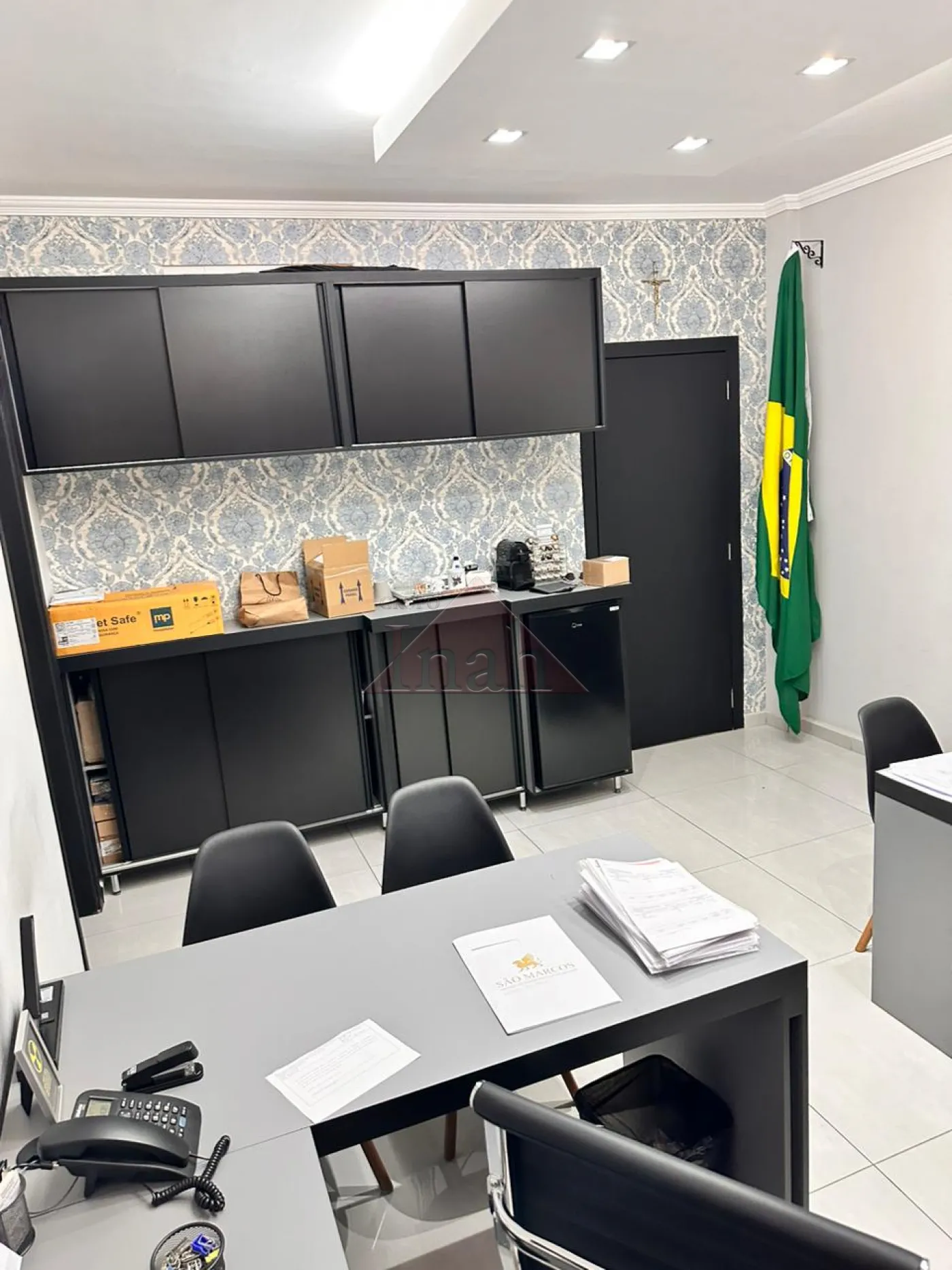 Alugar Comerciais / Sala em Ribeirão Preto R$ 1.000,00 - Foto 2