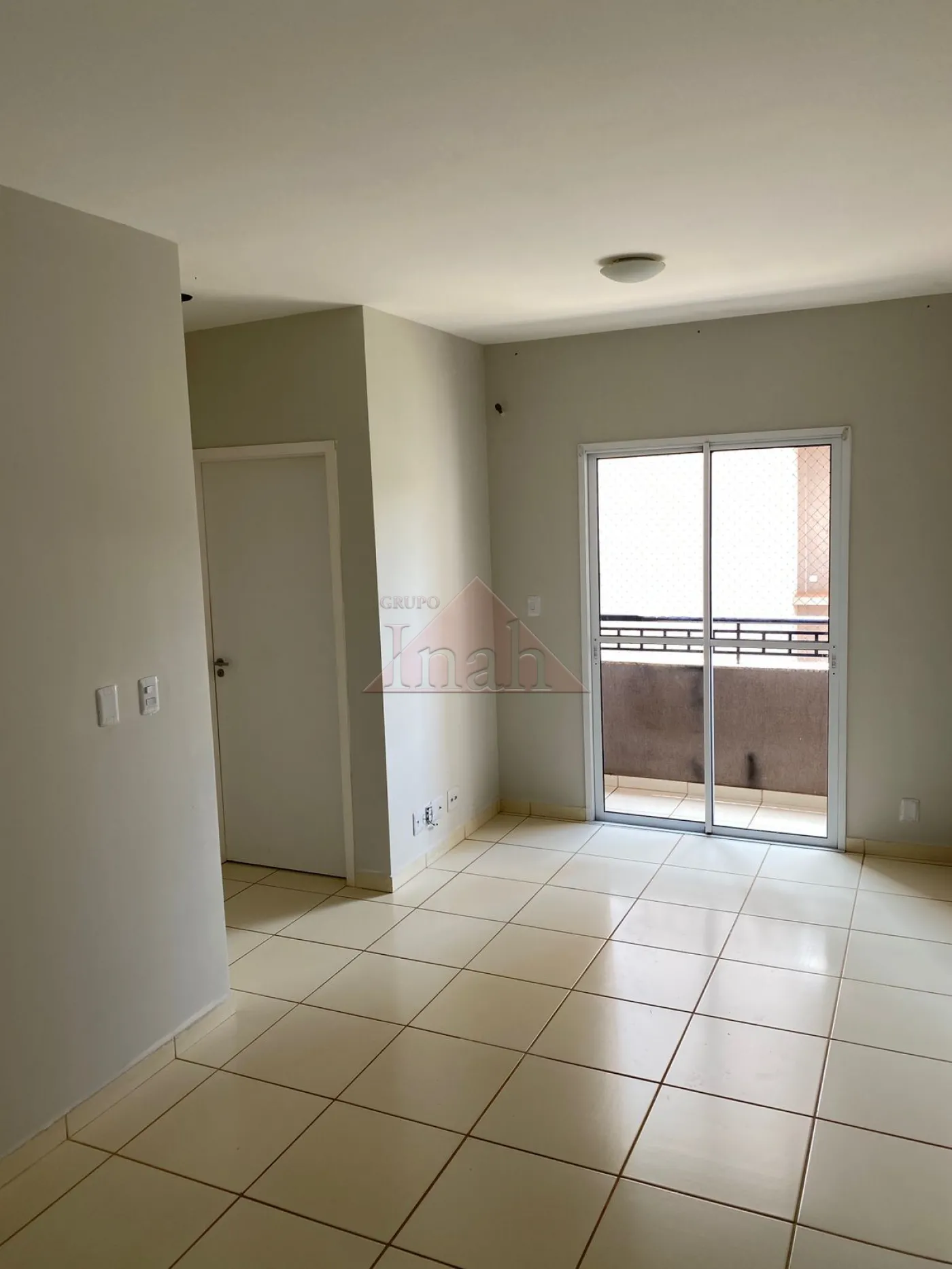 Alugar Apartamentos / Apartamento em RIBEIRÃO PRETO R$ 1.200,00 - Foto 1