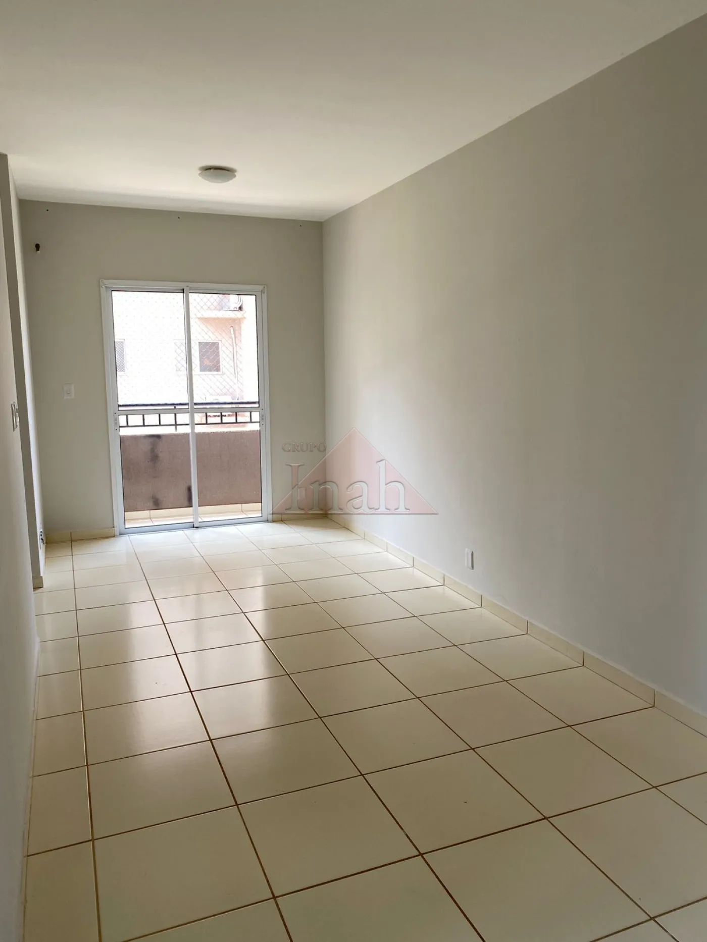 Alugar Apartamentos / Apartamento em RIBEIRÃO PRETO R$ 1.200,00 - Foto 2