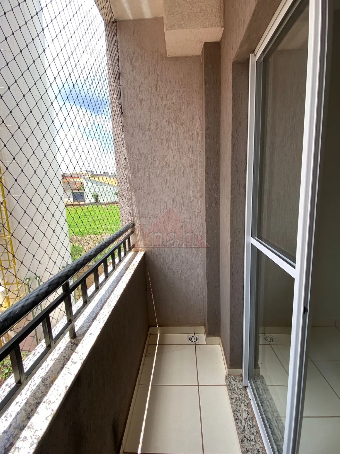 Alugar Apartamentos / Apartamento em RIBEIRÃO PRETO R$ 1.200,00 - Foto 4