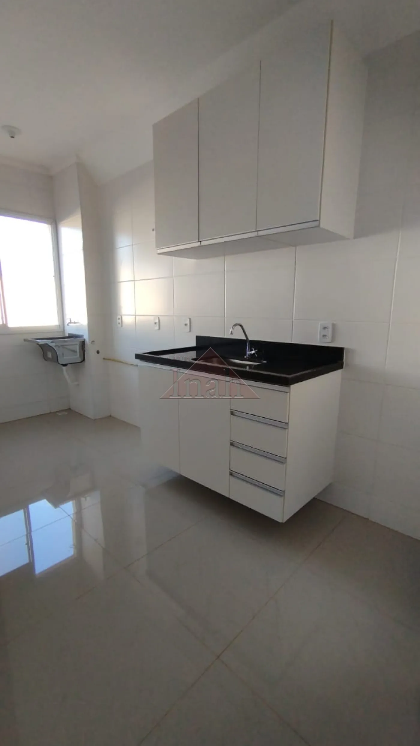 Alugar Apartamentos / Apartamento em Ribeirão Preto R$ 800,00 - Foto 4