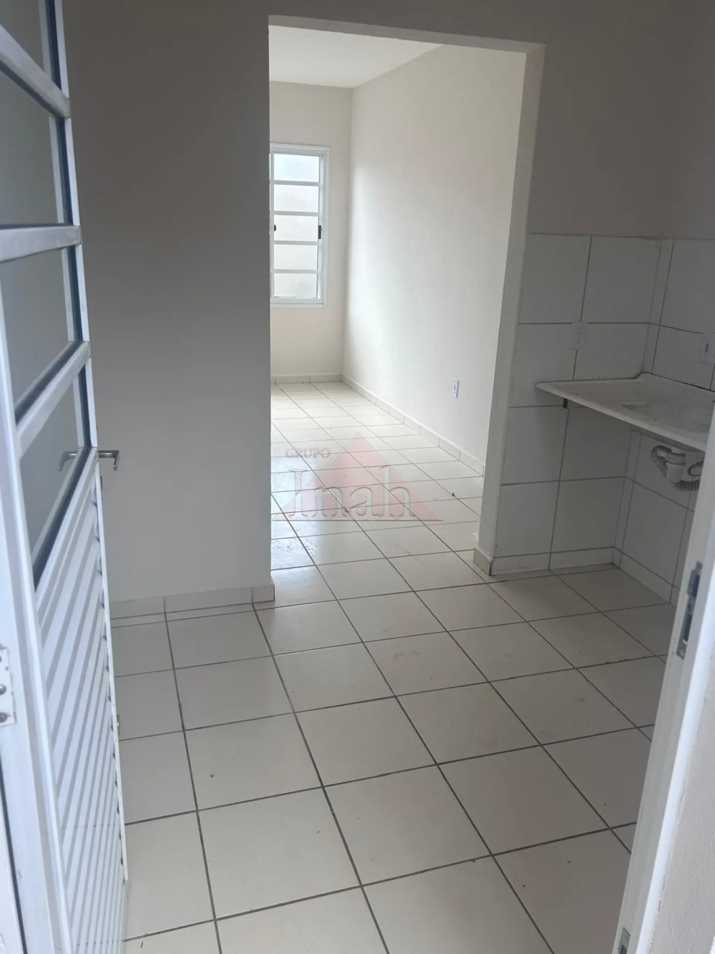 Comprar Casas / CASA RESIDENCIAL em Ribeirão Preto R$ 230.000,00 - Foto 13