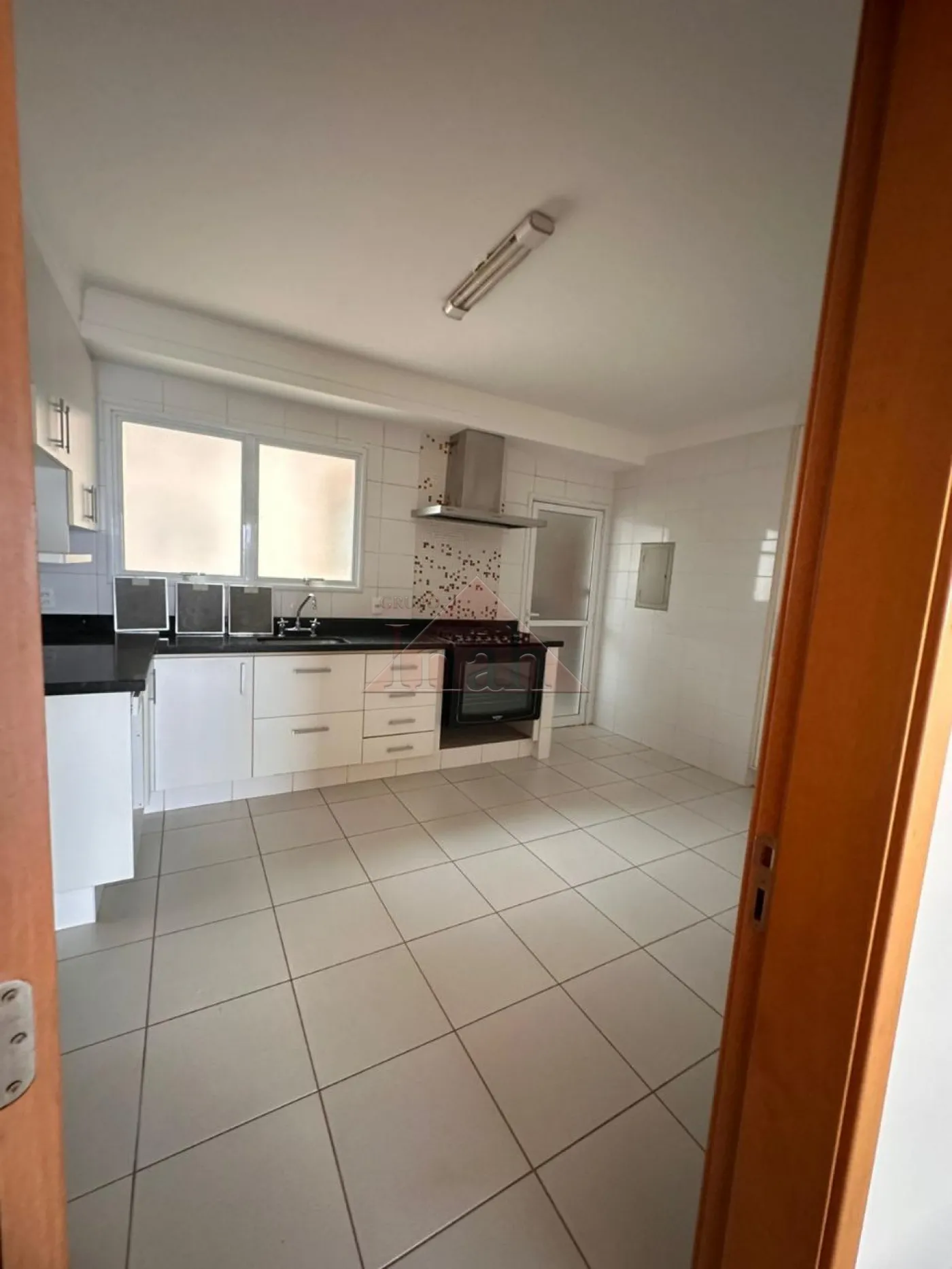 Alugar Apartamentos / Apartamento em Ribeirão Preto R$ 4.500,00 - Foto 4