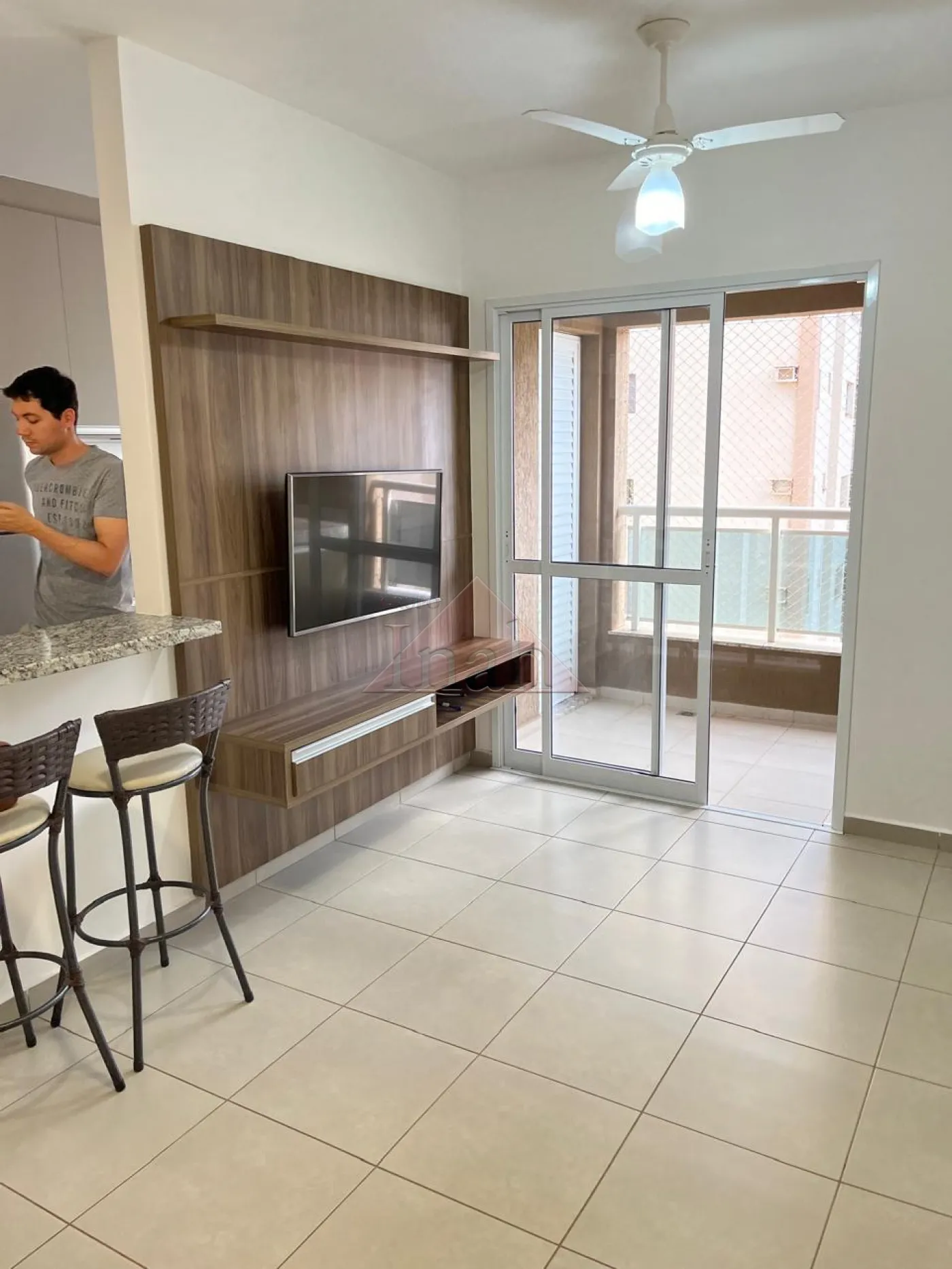 Alugar Apartamentos / Apartamento em Ribeirão Preto R$ 1.600,00 - Foto 5