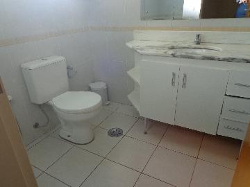 Alugar Apartamentos / Apartamento em Ribeirão Preto R$ 1.100,00 - Foto 7