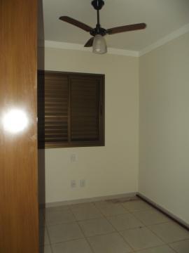 Alugar Apartamentos / Apartamento em Ribeirão Preto R$ 1.200,00 - Foto 11