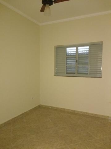 Alugar Casas / Casa em Ribeirão Preto R$ 1.900,00 - Foto 4