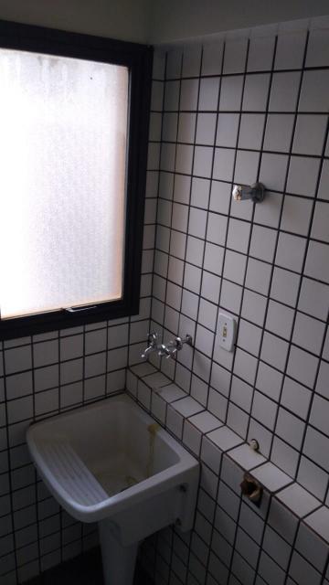 Alugar Apartamentos / Apartamento em Ribeirão Preto R$ 1.100,00 - Foto 7