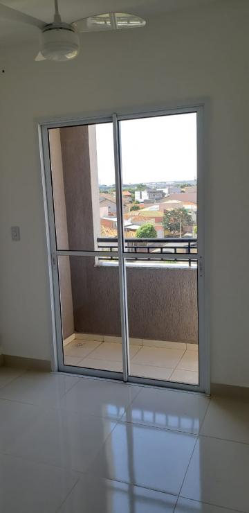 Alugar Apartamentos / Apartamento em Ribeirão Preto R$ 1.200,00 - Foto 4