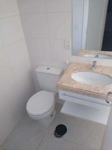 Alugar Apartamentos / Apartamento em Ribeirão Preto R$ 1.800,00 - Foto 7