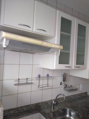 Alugar Apartamentos / Apartamento em Ribeirão Preto R$ 1.200,00 - Foto 3