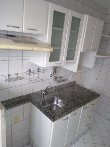 Alugar Apartamentos / Apartamento em Ribeirão Preto R$ 1.200,00 - Foto 4