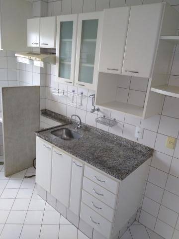 Alugar Apartamentos / Apartamento em Ribeirão Preto R$ 1.200,00 - Foto 5