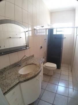 Alugar Casas / Casa em Ribeirão Preto R$ 1.800,00 - Foto 9