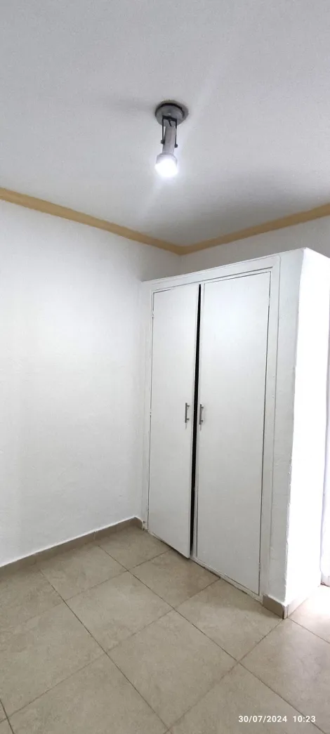 Alugar Casas / Casa em Ribeirão Preto R$ 1.900,00 - Foto 30