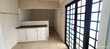 Alugar Casas / Casa em Ribeirão Preto R$ 1.900,00 - Foto 31