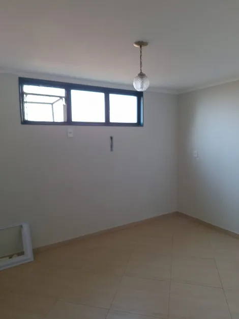 Alugar Casas / Casa em Ribeirão Preto R$ 4.000,00 - Foto 3