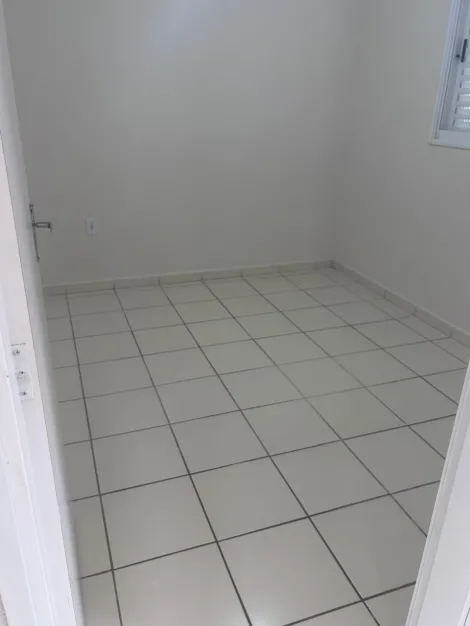 Comprar Casas / CASA RESIDENCIAL em Ribeirão Preto R$ 230.000,00 - Foto 5