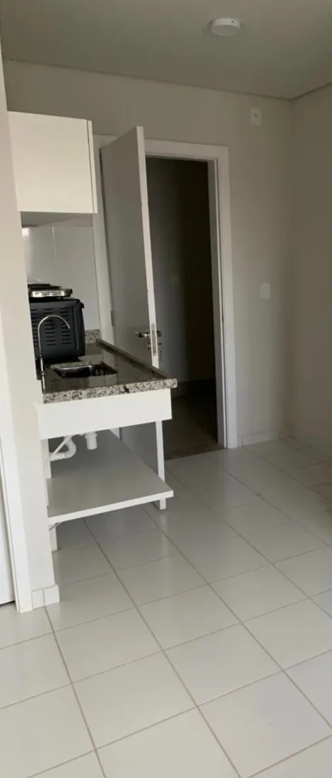 Alugar Apartamentos / Apartamento em Ribeirão Preto R$ 1.400,00 - Foto 4