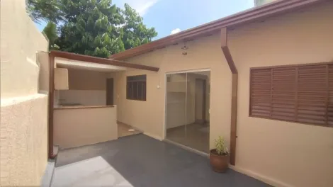 Alugar Casas / Casa em Ribeirão Preto R$ 900,00 - Foto 4