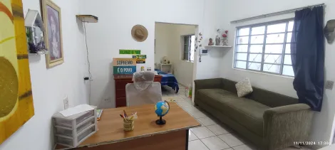 Alugar Casas / Casa em Ribeirão Preto R$ 1.200,00 - Foto 3